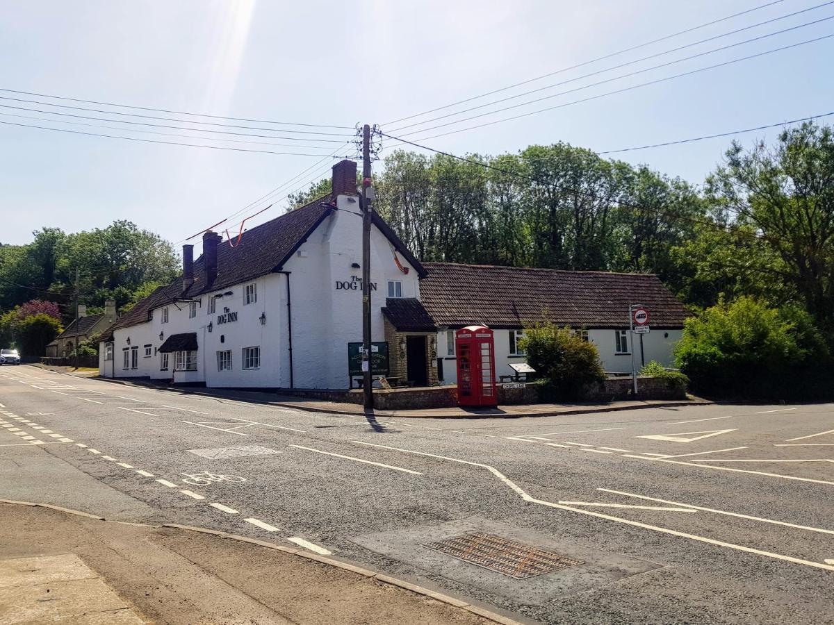 The Dog Inn Old Sodbury Esterno foto